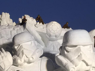 Illustration for article titled The Japanese Military Is Great at Snow Sculptures
